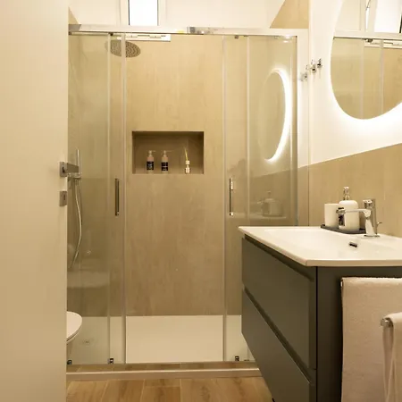 Nilu Apartment *